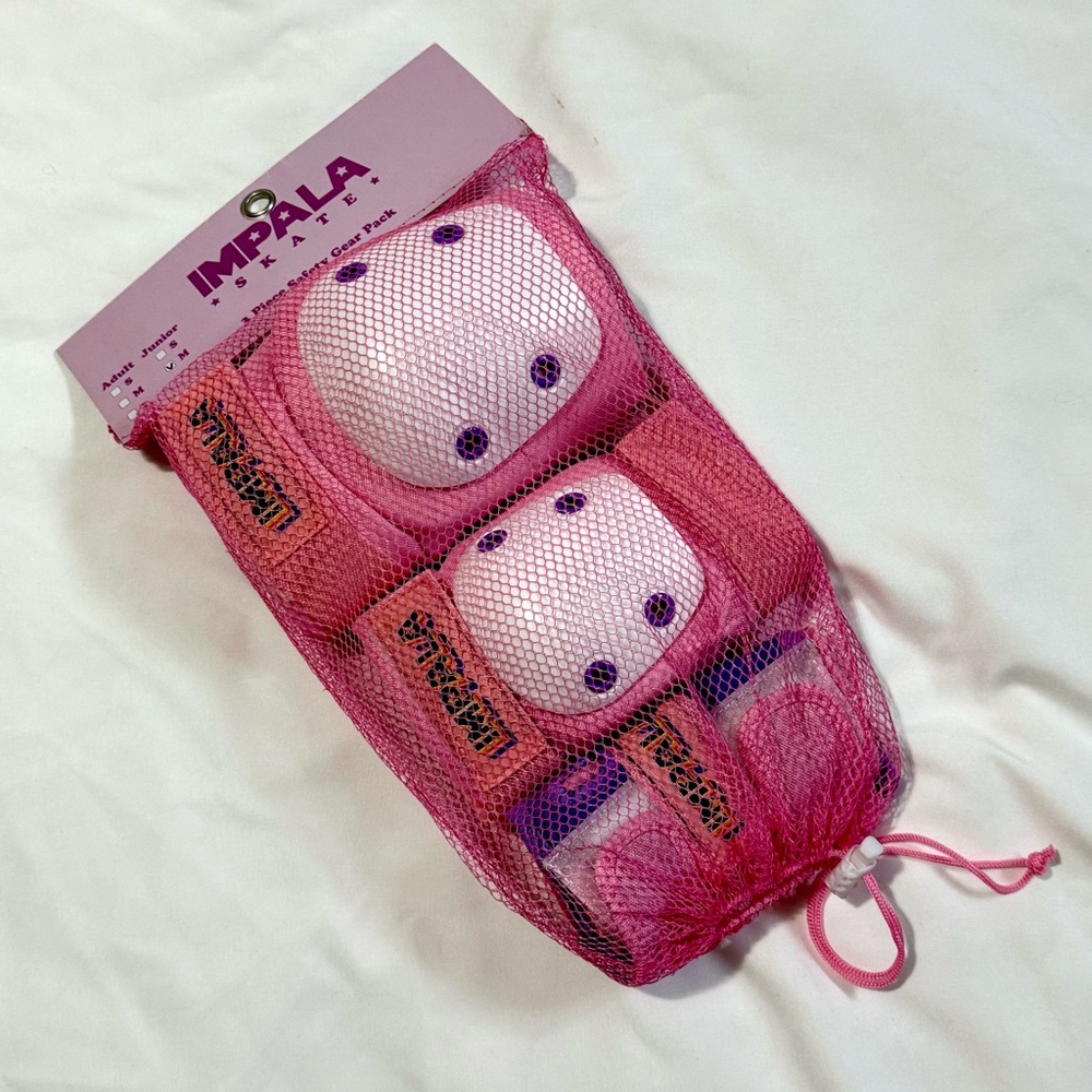 BNWT Impala Skate Pink and Purple Protective Gear Elbow + Knee Pads Wrist Guards